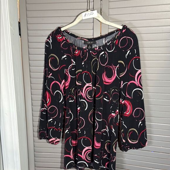 Black Blouse with Pink and White Swirls - Picture 1 of 8